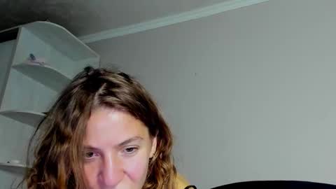 Snapshot of lost_moon chatting on October 11, 2025, 5:55 pm lost_moon online show from October 11, 2025, 5:55 pm