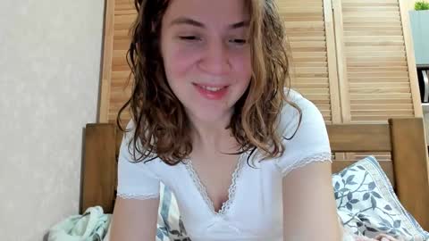 Snapshot of lost_moon chatting on November 30, 2025, 1:42 am lost_moon online show from November 30, 2025, 1:42 am