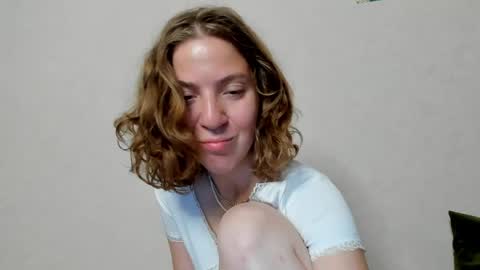 Snapshot of lost_moon chatting on June 6, 2026, 9:30 pm lost_moon online show from June 6, 2026, 9:30 pm