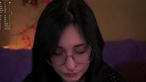 Jess online show from April 23, 2026, 12:29 pm