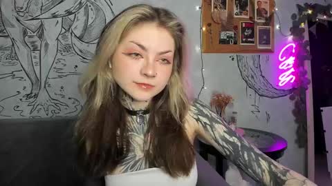 lostallice online show from February 26, 2025, 5:20 am