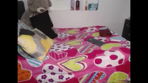 lou_anna02 online show from September 24, 2025, 10:24 pm