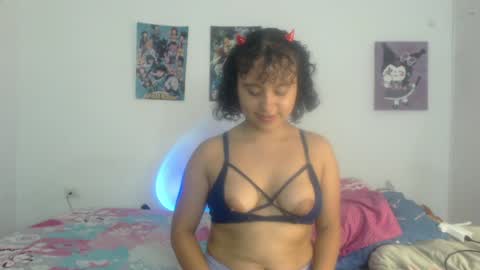 lou_cuteee online show from January 21, 2025, 1:39 am