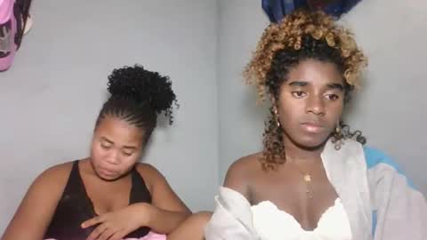 louane98 online show from February 11, 2026, 8:47 pm