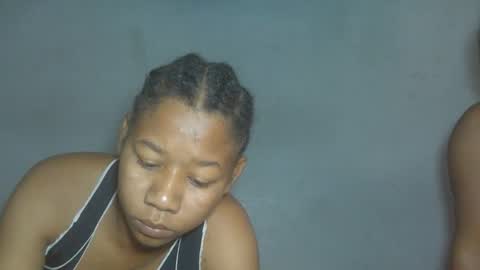 louane98 online show from April 18, 2026, 11:25 am