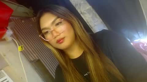 Sweet   online show from December 24, 2024, 11:11 pm