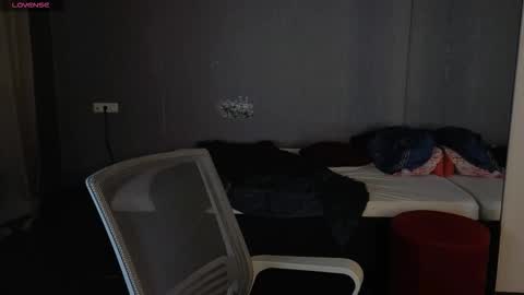 Snapshot of louie_evans chatting on October 2, 2025, 3:30 pm louie_evans online show from October 2, 2025, 3:30 pm