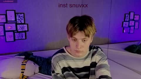 Snapshot of louie_evans chatting on October 11, 2025, 4:01 am louie_evans online show from October 11, 2025, 4:01 am