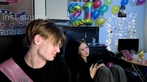 Snapshot of louie_evans chatting on February 6, 2026, 4:17 am louie_evans online show from February 6, 2026, 4:17 am