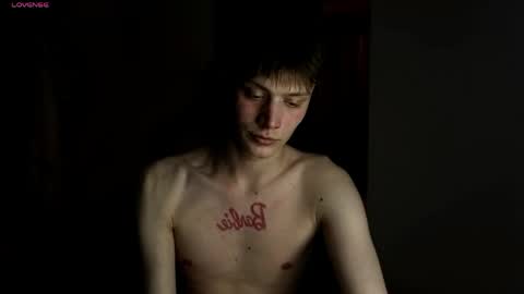 louie_evans online show from April 25, 2026, 6:27 pm