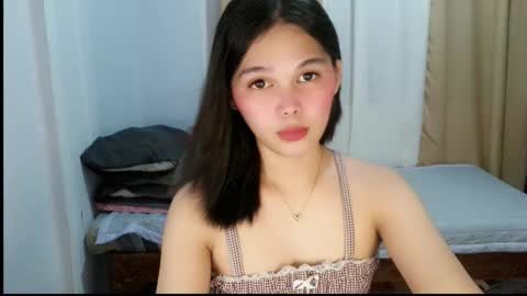 Snapshot of louilalicious chatting on May 20, 2026, 12:44 pm louilalicious online show from May 20, 2026, 12:44 pm