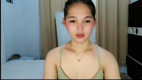 Snapshot of louilalicious chatting on June 19, 2026, 2:16 am louilalicious online show from June 19, 2026, 2:16 am