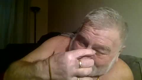 louis_chokdee online show from February 13, 2025, 5:11 pm