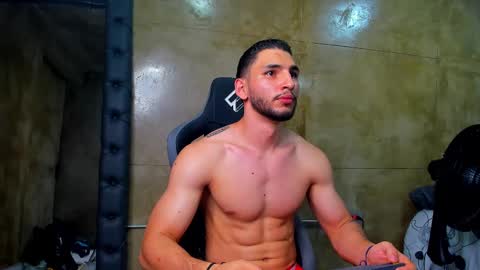 Louis online show from March 9, 2025, 1:35 am