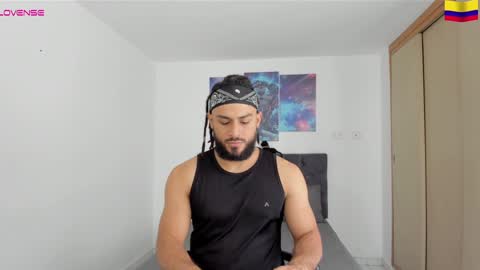 louis_marley_ online show from December 23, 2024, 6:48 pm