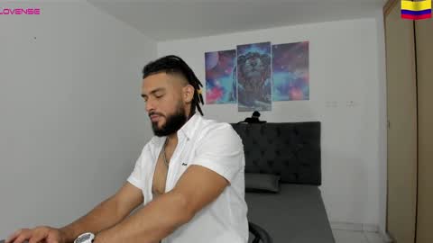 louis_marley_ online show from December 29, 2024, 3:00 am