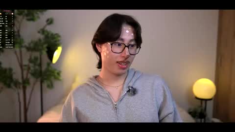 Louis online show from October 26, 2025, 12:49 am