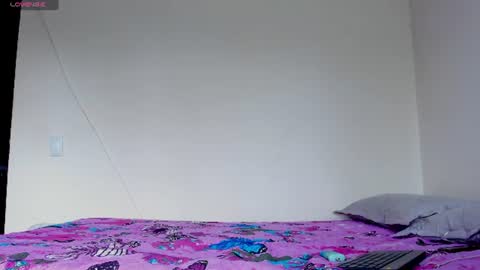Snapshot of louise_22cm chatting on June 24, 2026, 1:10 pm Mi lu online show from June 24, 2026, 1:10 pm