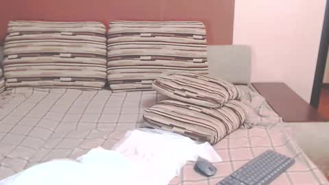 Louise Love online show from February 26, 2025, 3:41 pm