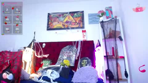  LouIse  online show from October 30, 2025, 12:28 pm