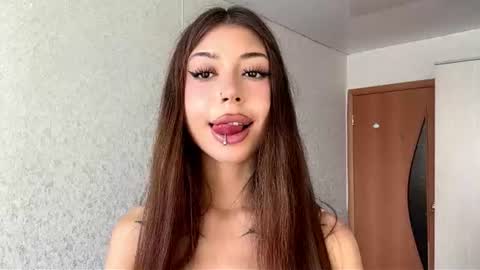 Snapshot of louiswawrzyniak chatting on July 20, 2026, 10:39 am Flora online show from July 20, 2026, 10:39 am