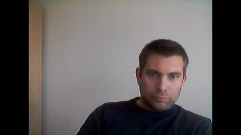 Snapshot of loulo67 chatting on April 29, 2026, 3:27 pm loulo67 online show from April 29, 2026, 3:27 pm