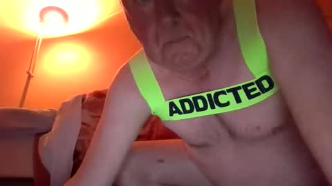 loupi947474 online show from April 22, 2026, 9:05 pm