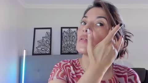 Lourrein Stoun   Independiente online show from September 25, 2025, 6:33 pm