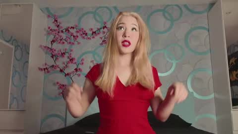 lovamanda online show from May 25, 2026, 10:49 pm