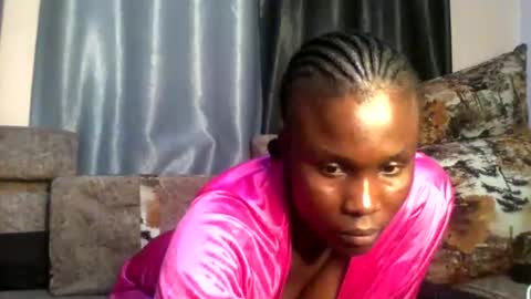 Cynthia. A online show from March 11, 2025, 7:03 pm