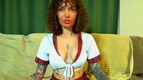 Cute face online show from November 26, 2025, 2:34 am