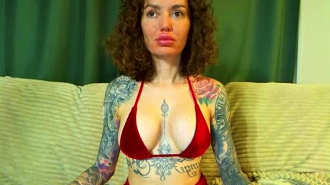 Cute face online show from January 10, 2026, 2:35 am