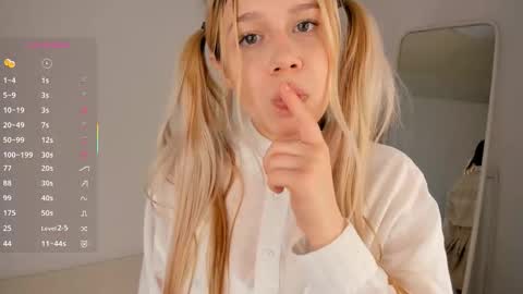 Eva online show from November 14, 2025, 12:59 pm