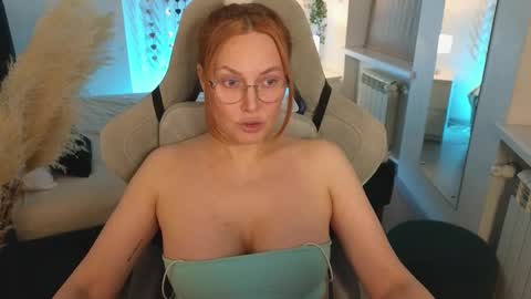 love_call online show from February 16, 2025, 11:27 am