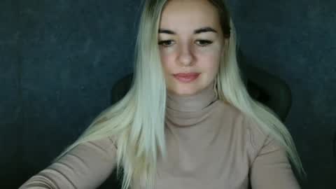 Snapshot of love_dom_meg chatting on January 26, 2025, 11:28 am Megane online show from January 26, 2025, 11:28 am