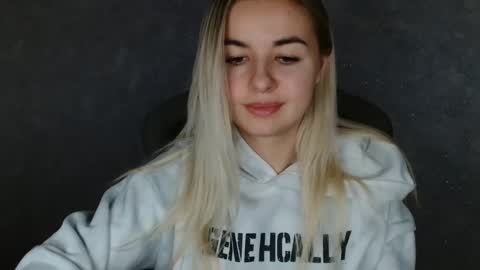 Snapshot of love_dom_meg chatting on February 3, 2025, 12:57 pm Megane online show from February 3, 2025, 12:57 pm