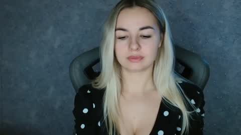 Snapshot of love_dom_meg chatting on February 7, 2025, 8:11 am Megane online show from February 7, 2025, 8:11 am