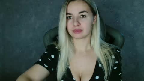 Snapshot of love_dom_meg chatting on February 10, 2025, 9:47 am Megane online show from February 10, 2025, 9:47 am