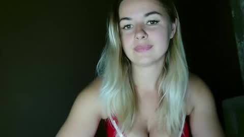 Snapshot of love_dom_meg chatting on October 18, 2025, 2:29 pm Megane online show from October 18, 2025, 2:29 pm