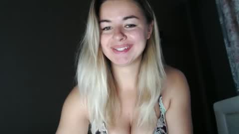 Snapshot of love_dom_meg chatting on October 26, 2025, 7:14 am Megane online show from October 26, 2025, 7:14 am