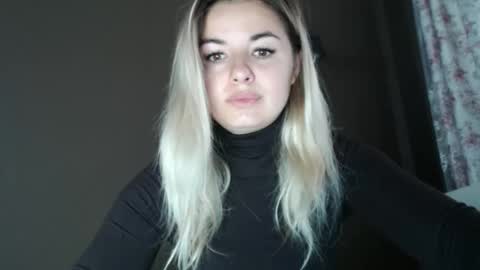 Snapshot of love_dom_meg chatting on November 5, 2025, 7:52 am Megane online show from November 5, 2025, 7:52 am