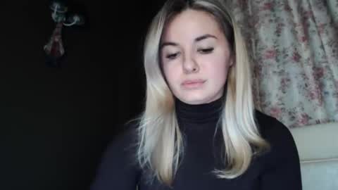 Megane online show from March 23, 2026, 7:40 pm