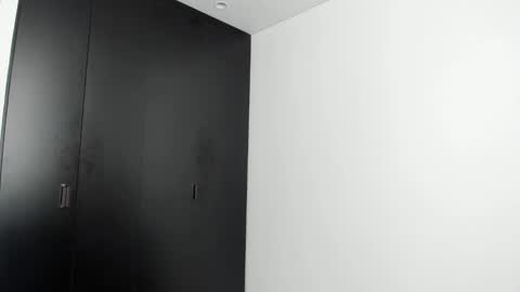 Kristen LoveBerry online show from March 12, 2026, 8:04 pm