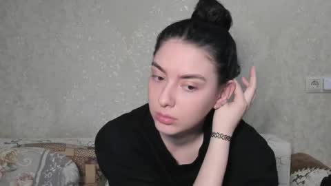 LINA online show from April 19, 2026, 5:34 pm