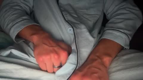 lovecoquin online show from October 3, 2025, 6:38 pm