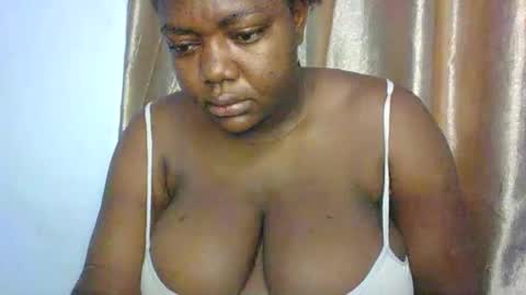 mila online show from April 12, 2026, 2:27 am