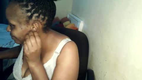 Snapshot of loveedee4 chatting on May 2, 2026, 12:59 am loveedee4 online show from May 2, 2026, 12:59 am