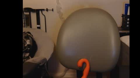 Ashley and Leon online show from September 24, 2025, 4:16 am