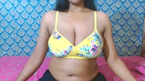 Snapshot of lovefunnitya chatting on May 18, 2026, 12:40 am Divya online show from May 18, 2026, 12:40 am