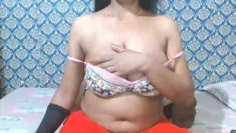 Snapshot of lovefunnitya chatting on May 22, 2026, 12:22 pm Divya online show from May 22, 2026, 12:22 pm